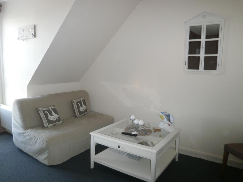 Escapade Au Coeur De Honfleur Avec Parking Prive Et Vue Panoramique Apartman Szoba fotó